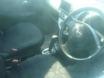 2005 Nissan Note Photos
