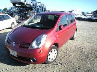 2005 Nissan Note Pictures