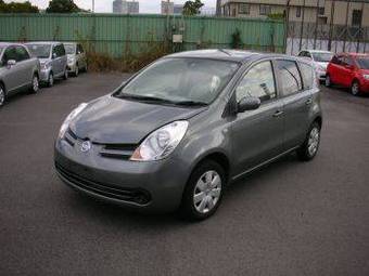 2005 Nissan Note Pictures