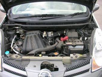 2005 Nissan Note Photos