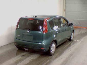 2005 Nissan Note Photos