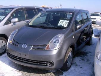 2005 Nissan Note Images