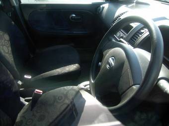 2005 Nissan Note Pics