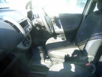 2005 Nissan Note Pictures