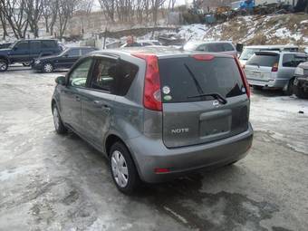 2005 Nissan Note Pictures