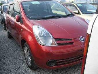 2005 Nissan Note Photos