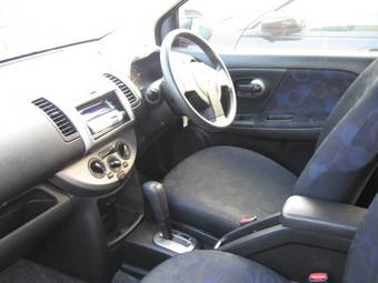 2005 Nissan Note Pictures