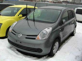 2005 Nissan Note Pictures