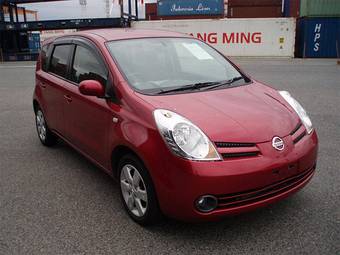 2005 Nissan Note Photos