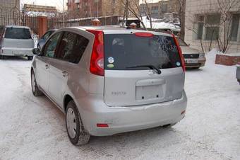 2005 Nissan Note Photos