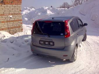 2005 Nissan Note Photos