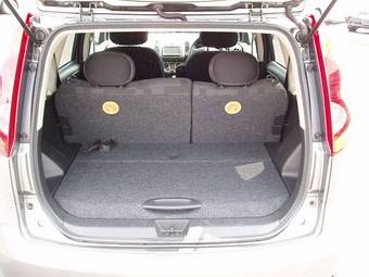 2005 Nissan Note Pictures