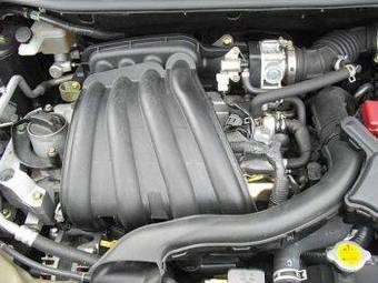 2005 Nissan Note Pictures