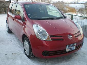 2005 Nissan Note Photos