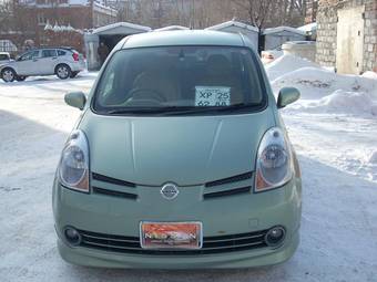 2005 Nissan Note Photos