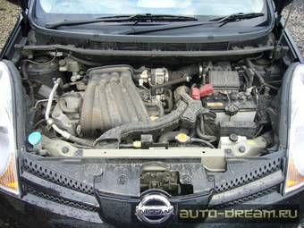 2005 Nissan Note Pictures