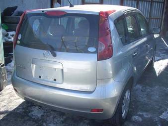 2005 Nissan Note Photos
