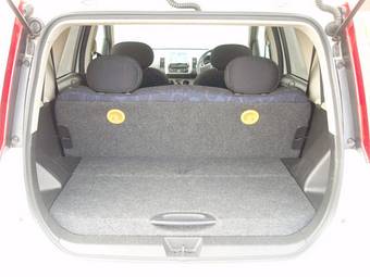 2005 Nissan Note Pictures