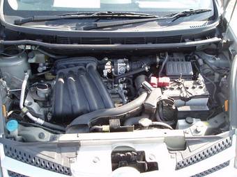 2005 Nissan Note Pictures