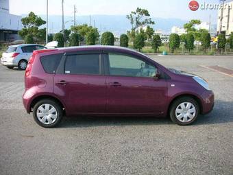 2005 Nissan Note Photos