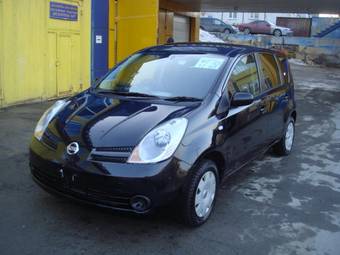 2005 Nissan Note Photos