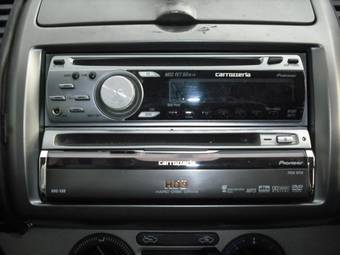 2005 Nissan Note Photos