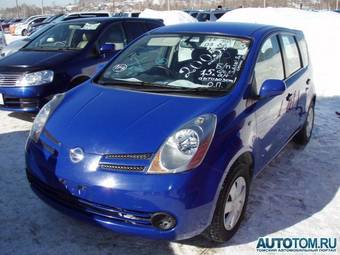 2005 Nissan Note Photos