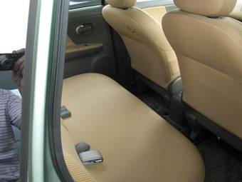 2005 Nissan Note Pictures
