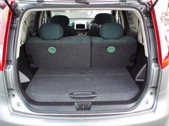 2005 Nissan Note Pictures
