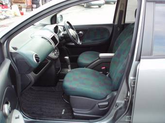 2005 Nissan Note Pictures