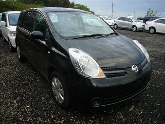 2005 Nissan Note Pictures