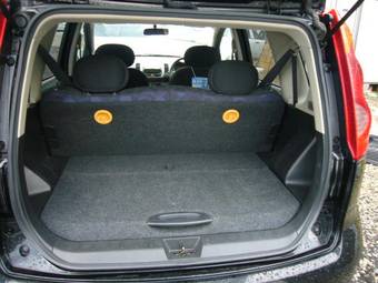 2005 Nissan Note Photos