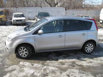 2005 Nissan Note Photos