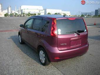 2005 Nissan Note Pictures