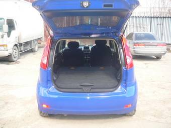 2005 Nissan Note Pictures