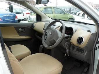 2005 Nissan Note Photos