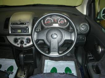 2005 Nissan Note Photos
