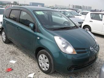 2005 Nissan Note Photos
