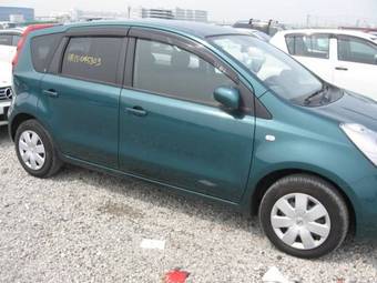 2005 Nissan Note Photos
