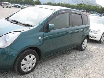 2005 Nissan Note Pictures