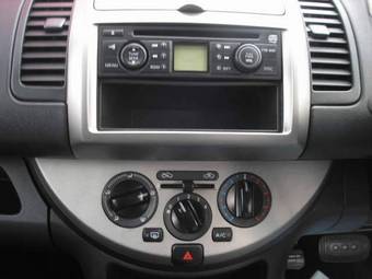 2005 Nissan Note Pics