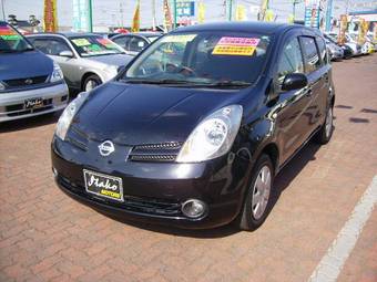 2005 Nissan Note Pictures