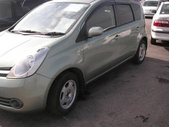 2005 Nissan Note Pictures