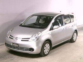 2005 Nissan Note Pictures