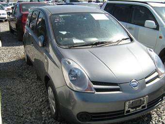 2005 Nissan Note Pictures