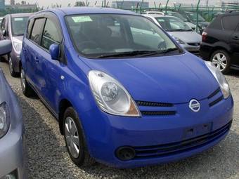 2005 Nissan Note Photos