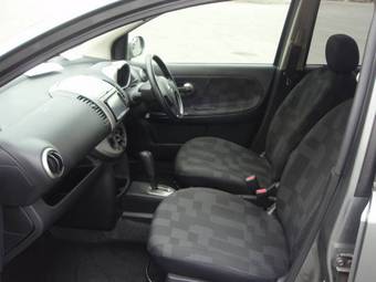 2005 Nissan Note Images