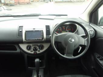 2005 Nissan Note Pics
