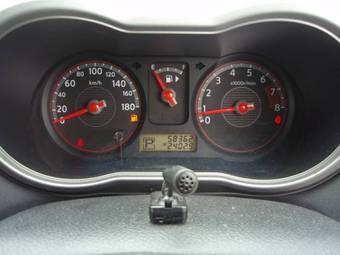 2005 Nissan Note Pictures