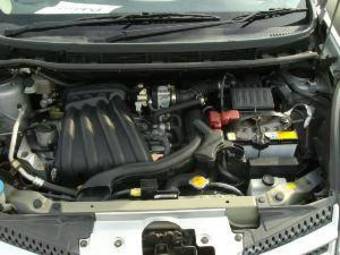 2005 Nissan Note Pictures